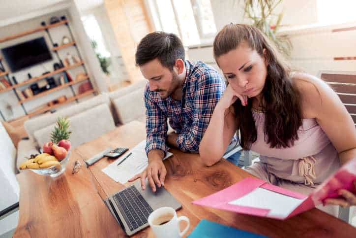 stop spending money, how to stop spending money, spending habits, money and relationships, budgeting tools